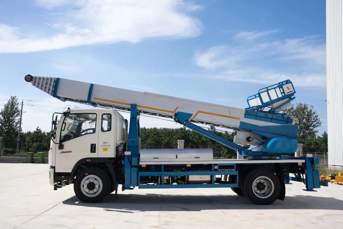 宣城云梯上料车租赁费用